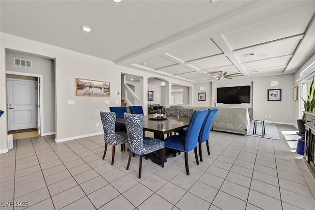 Building Photo - 6245 Carmel Crk Ave