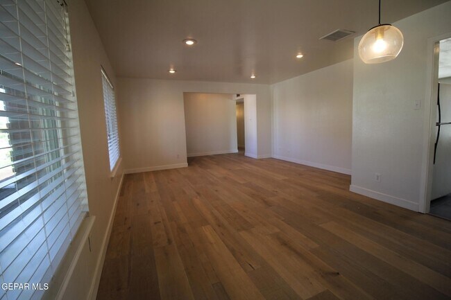 Building Photo - 19014 Armington Dr