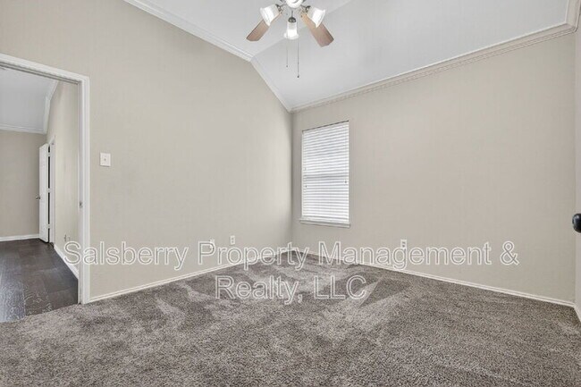 Building Photo - 4353 Mountain Crest Dr