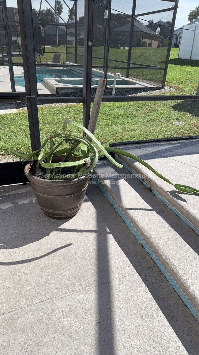 Building Photo - 2506 Oneida Loop