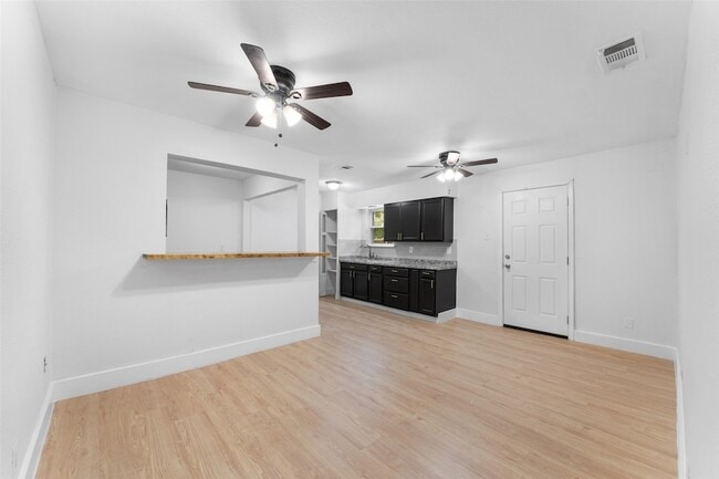Building Photo - 12721 Dodson St