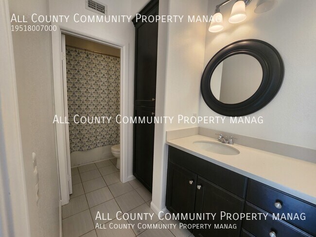 Building Photo - 43 Los Indios