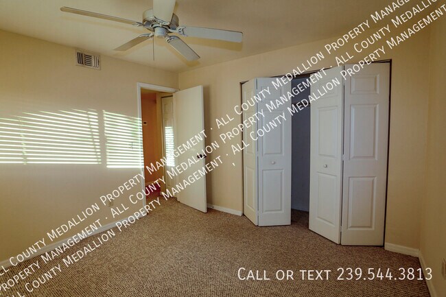 Building Photo - 719 SW 47th Terrace