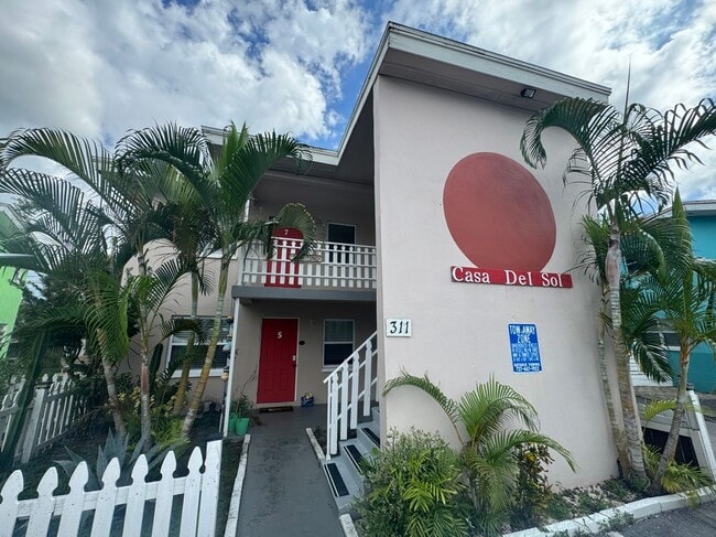 Building Photo - 311 Avanda Ct