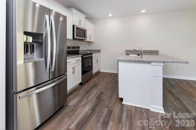 Building Photo - 5159 Hyrule Dr
