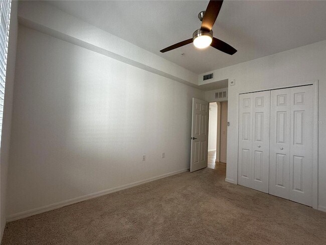 Building Photo - 14081 Heritage Landing Blvd