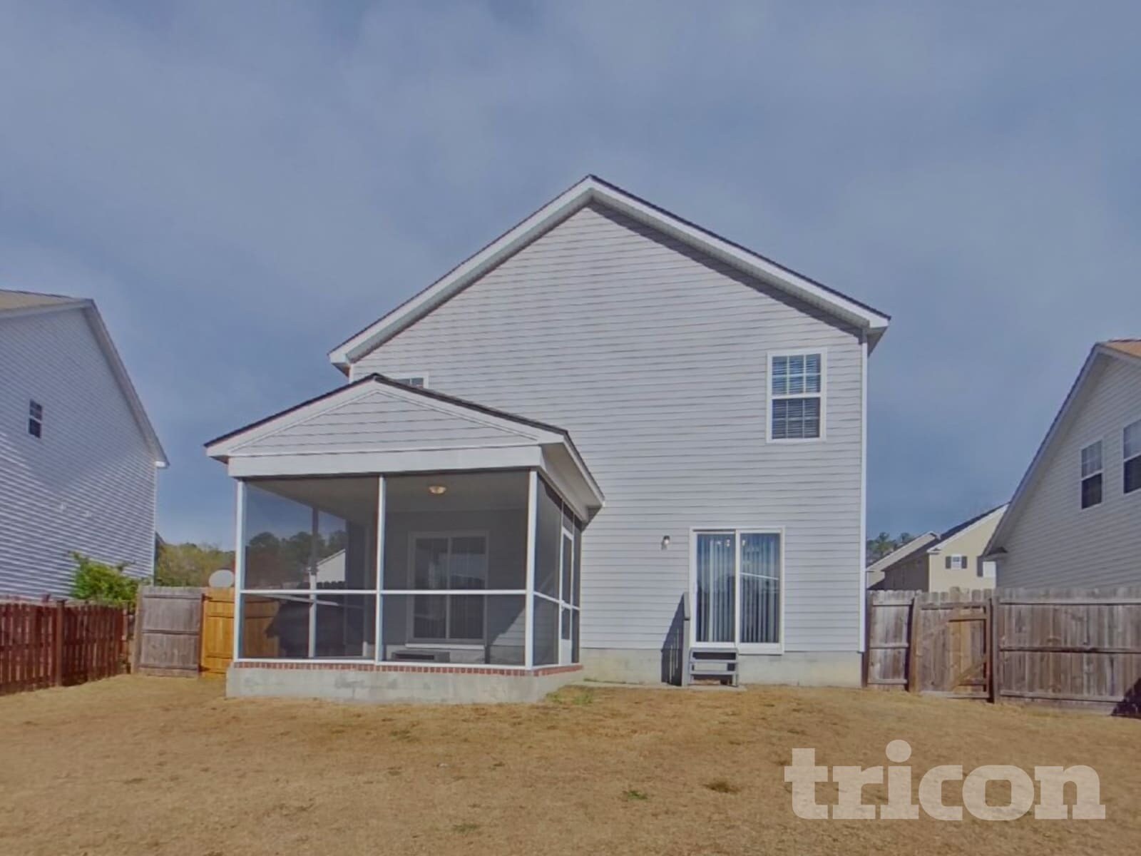 Building Photo - 349 Denman Loop