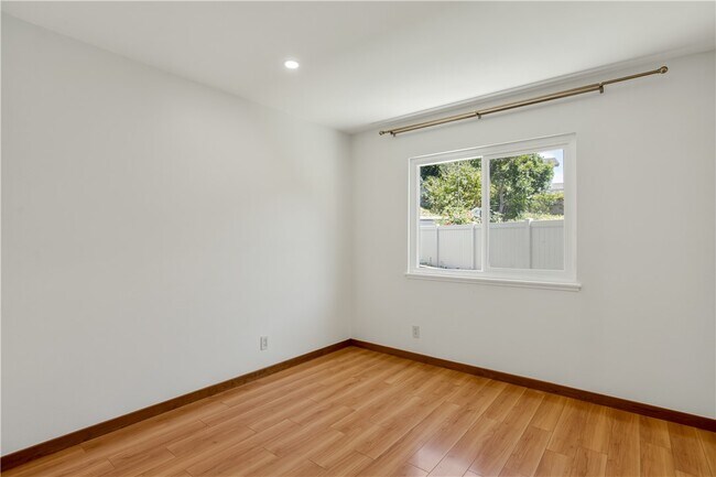 Building Photo - 27301 Via Avila