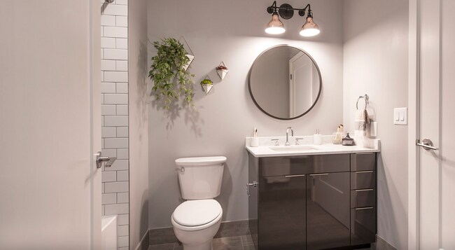 Building Photo - 173 Border St