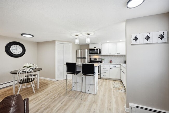 Building Photo - 2bd/1bth Apartment Condo in Aurora