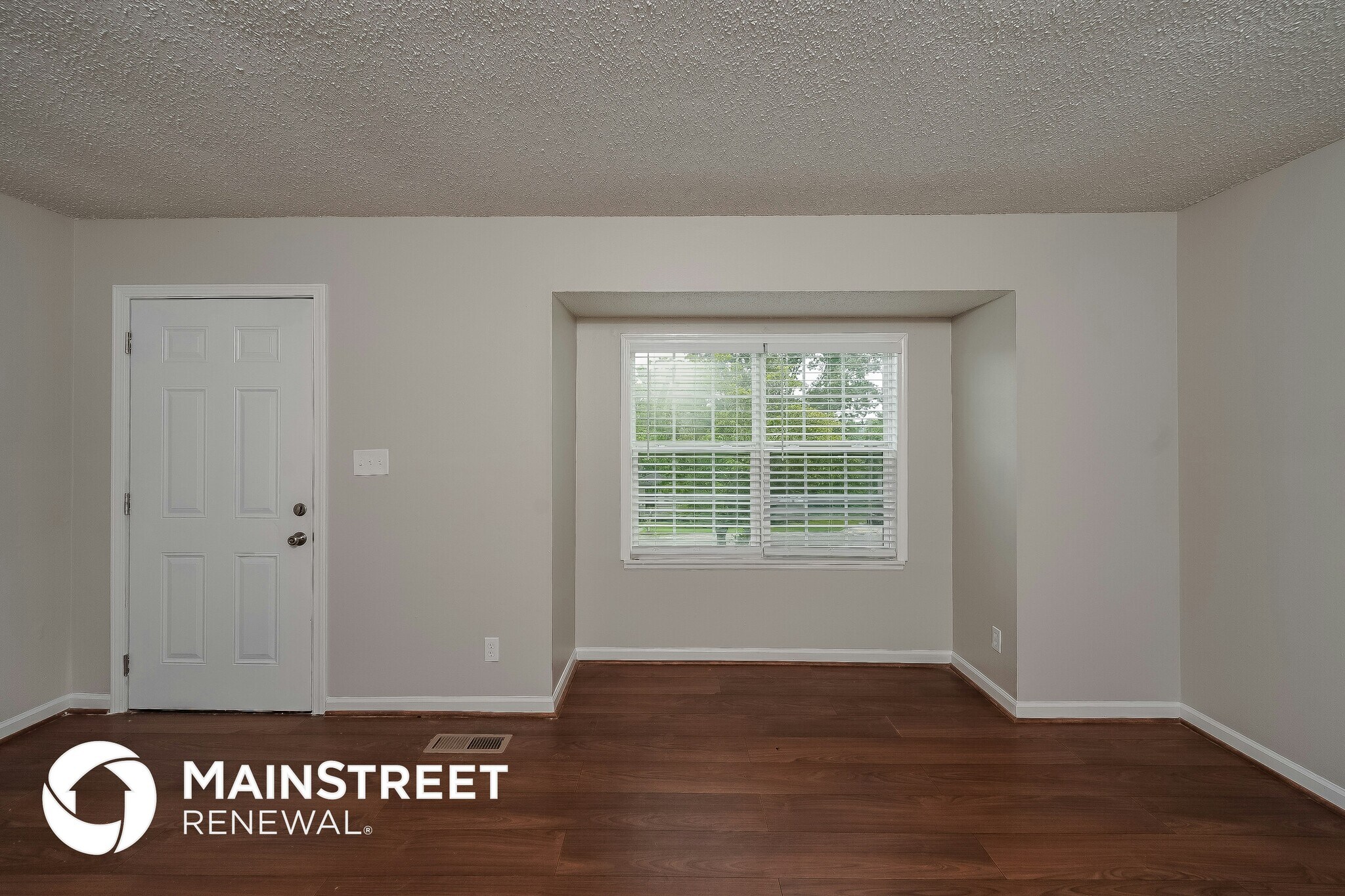 Building Photo - 5070 Rick Dr