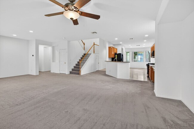 Building Photo - CORNER LOT 4-BEDROOM HOME + LOFT  WITH 3.5 BATHS AND 3-CAR GARAGE!