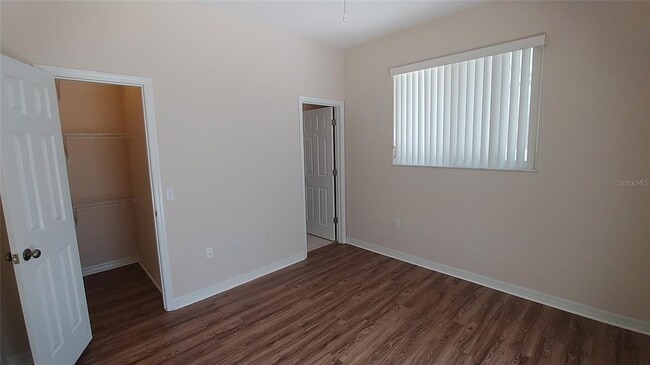 Building Photo - 7156 Spikerush Ct