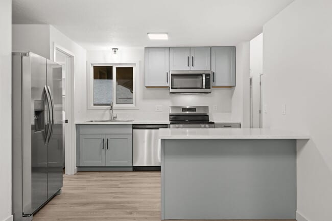 Building Photo - 8027 SW 103rd Ave
