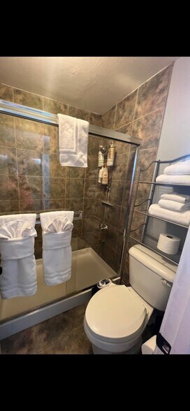 Bathroom - 9653 Spyglass Ave