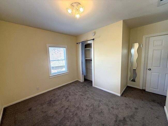 Building Photo - 5BR Berkeley Home | W/D, Dishwasher, Backyard + Storage Near Shattuck & Berkeley Bowl