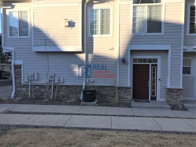 Primary Photo - 1308 Carlyle Park Cir