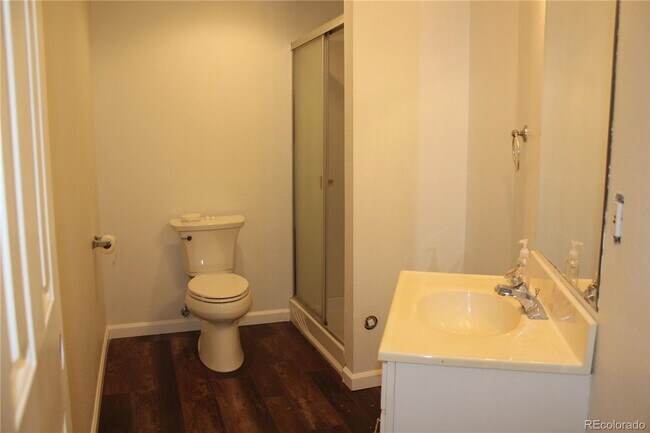 Building Photo - Home in Saddlebrook, Parker!