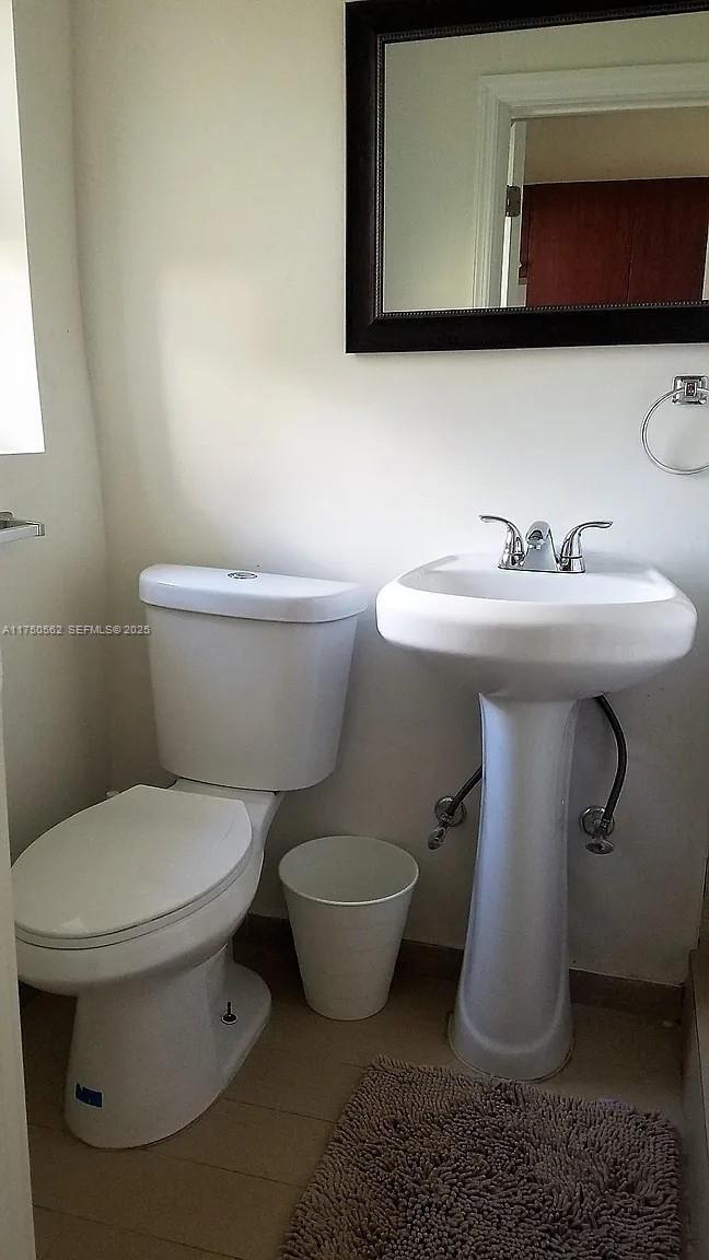 Building Photo - 371 NE 80th Terrace