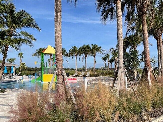 Building Photo - 6805 Perch Hammock Lp