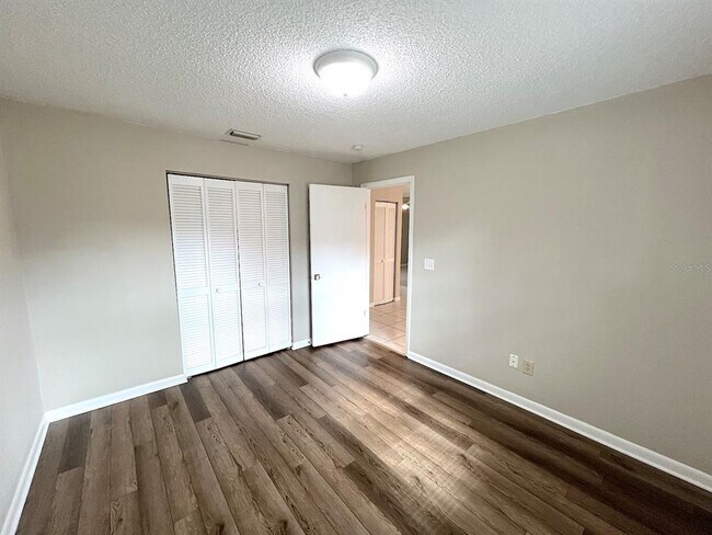 Building Photo - 2 Plateau Ln