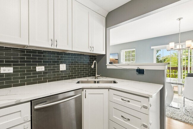 Building Photo - 476 Windham Cove Dr