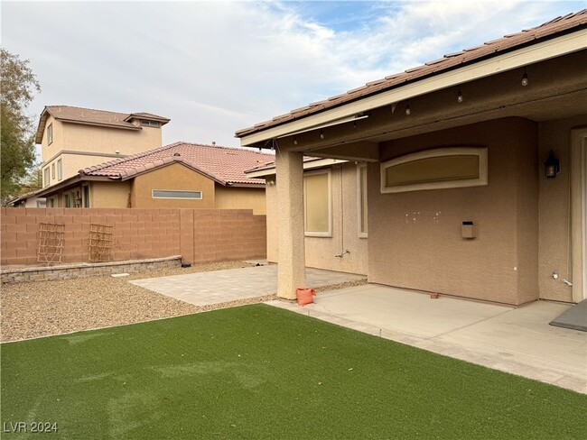 Building Photo - 9421 Andesite Hollow Ct