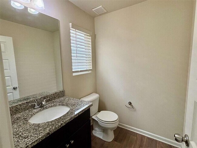 Building Photo - 629 Carlton Pointe Dr