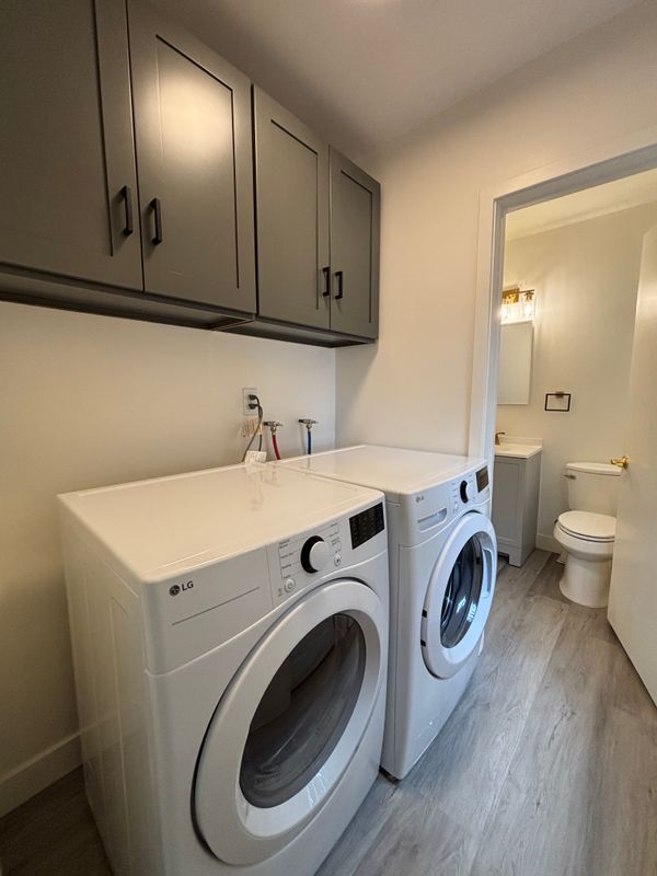 Building Photo - 8356 Vanalden