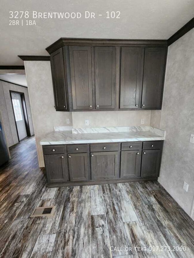Building Photo - 3278 Brentwood Dr