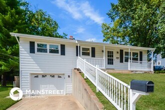 Building Photo - 1 Darby Ln