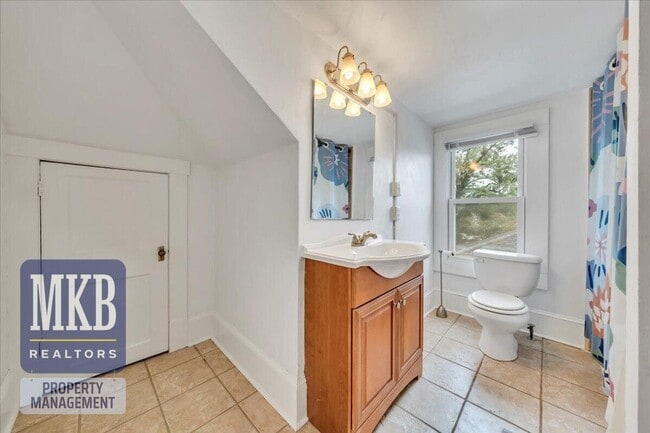 Building Photo - 3 Bedroom in Salem City