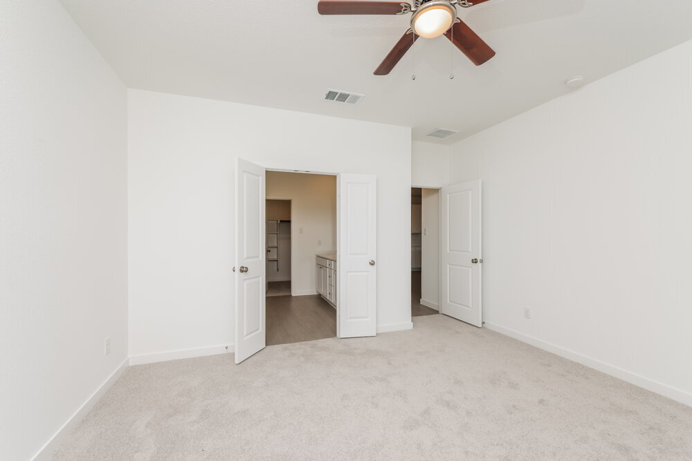 Building Photo - 2237 Mustang Ghost Trl