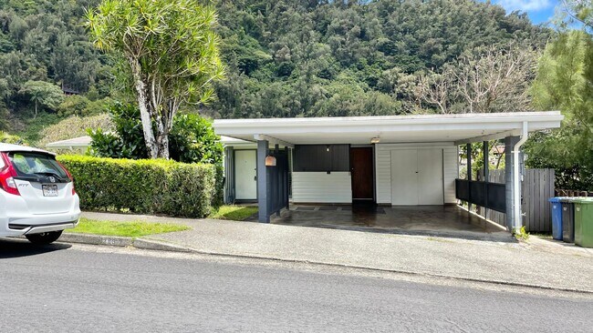 Building Photo - 159 Puiwa Rd