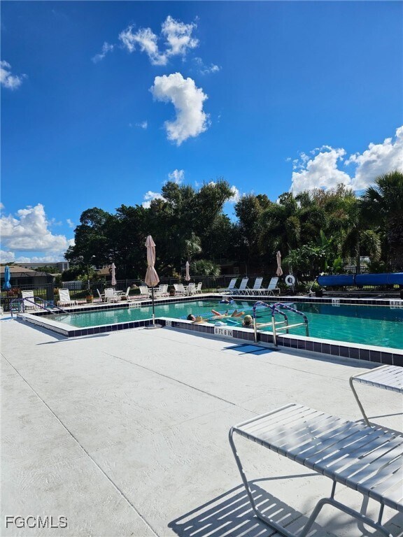 Building Photo - 1500 Popham Dr