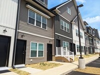 Building Photo - Saucon Pointe