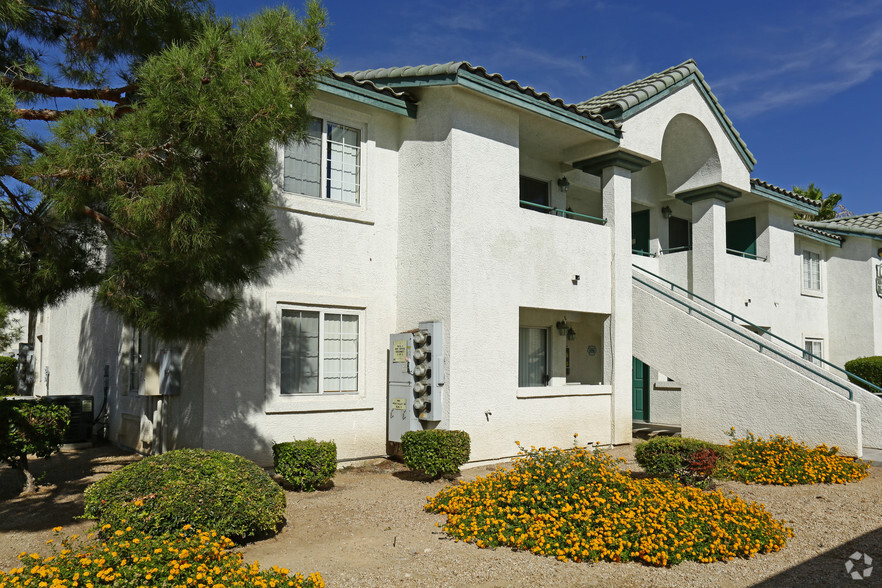 Building Photo - Devonshire Apartment Homes