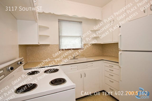 Building Photo - 3117 South St
