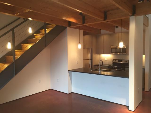 Building Photo - 804 N Neil St