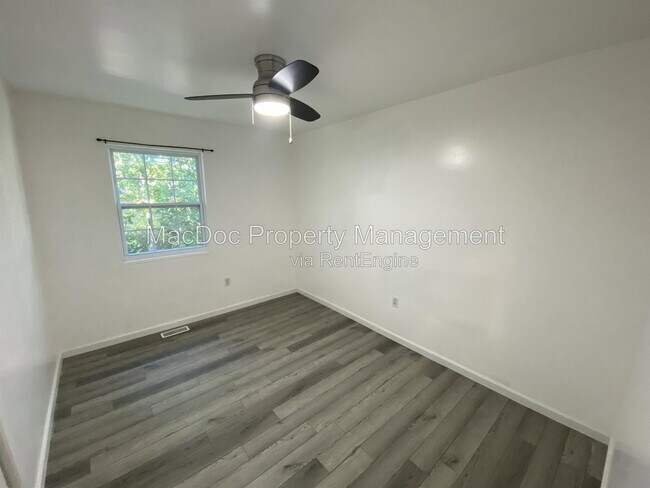 Building Photo - 810 Sledgehammer Dr