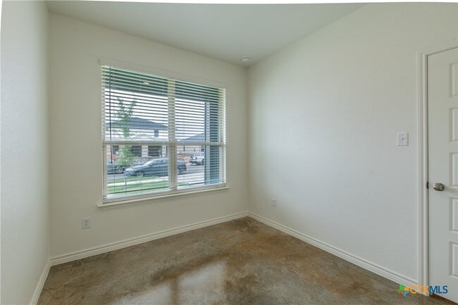 Building Photo - 3901 Sugar Hackberry Trl