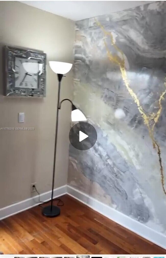 Building Photo - 410 NW 68th Ave