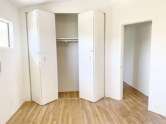 Building Photo - 354 Shults St