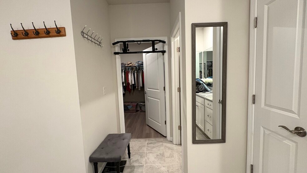 Building Photo - 3134 Windhaven Ln