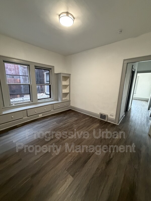 Building Photo - 13375 Madison Ave