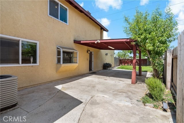 Building Photo - 2858 Laureltree Dr