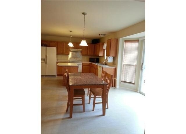 Building Photo - 114 Meadowgate Ct
