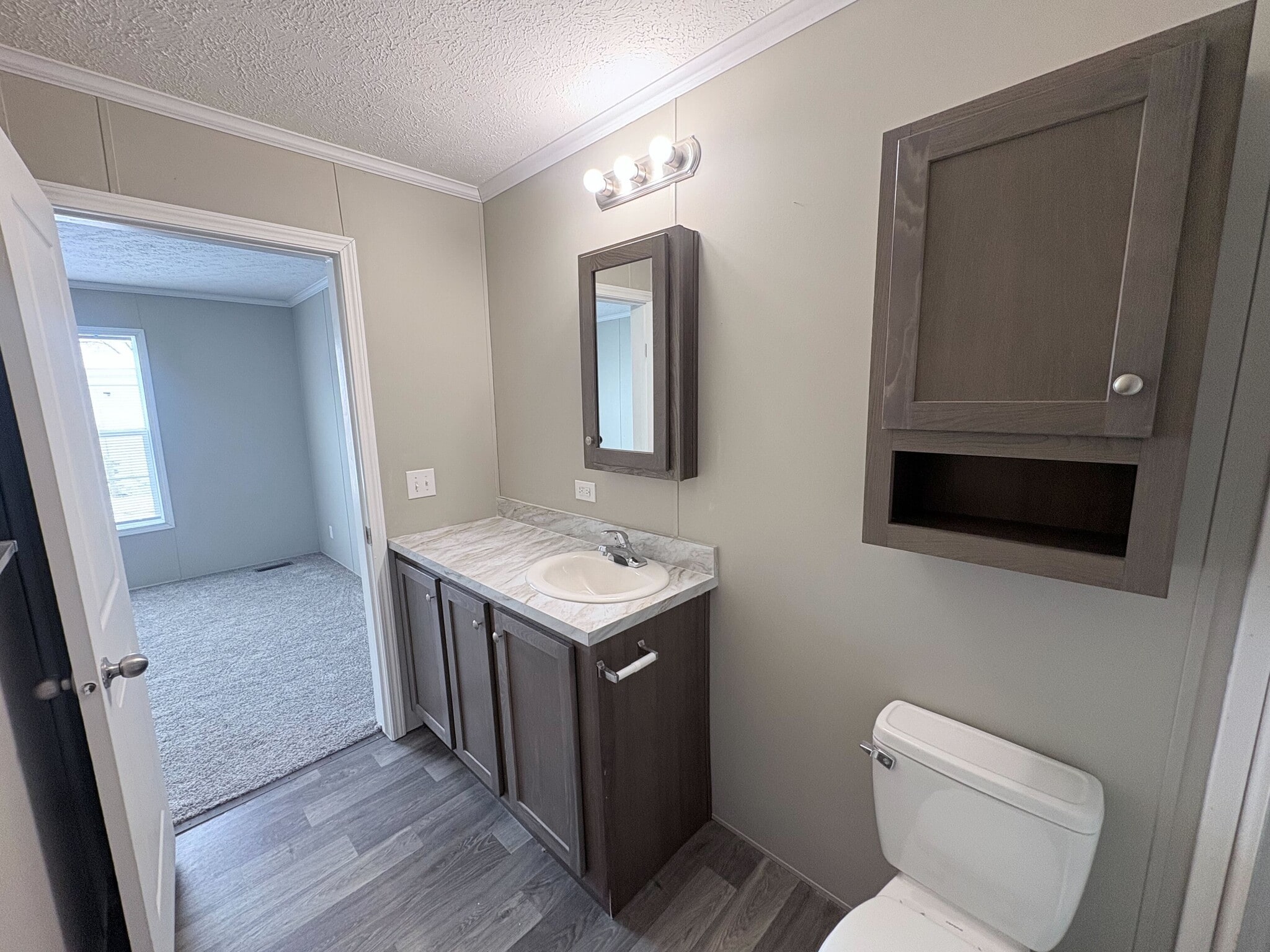 Building Photo - 10610 State Rte 762