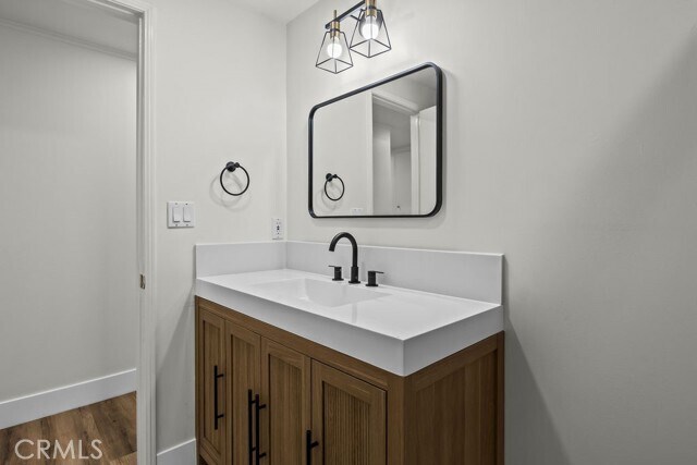 Building Photo - 5952 Par Cir