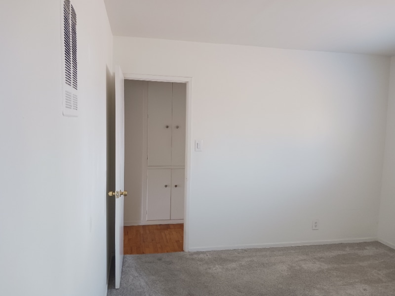 Building Photo - 1025 Idaho Ave